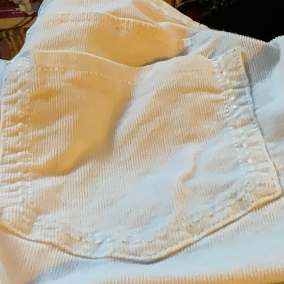 Roz & Ali Off-White Pinwale Corduroy Jeans plus size 16 - Picture 5 of 11